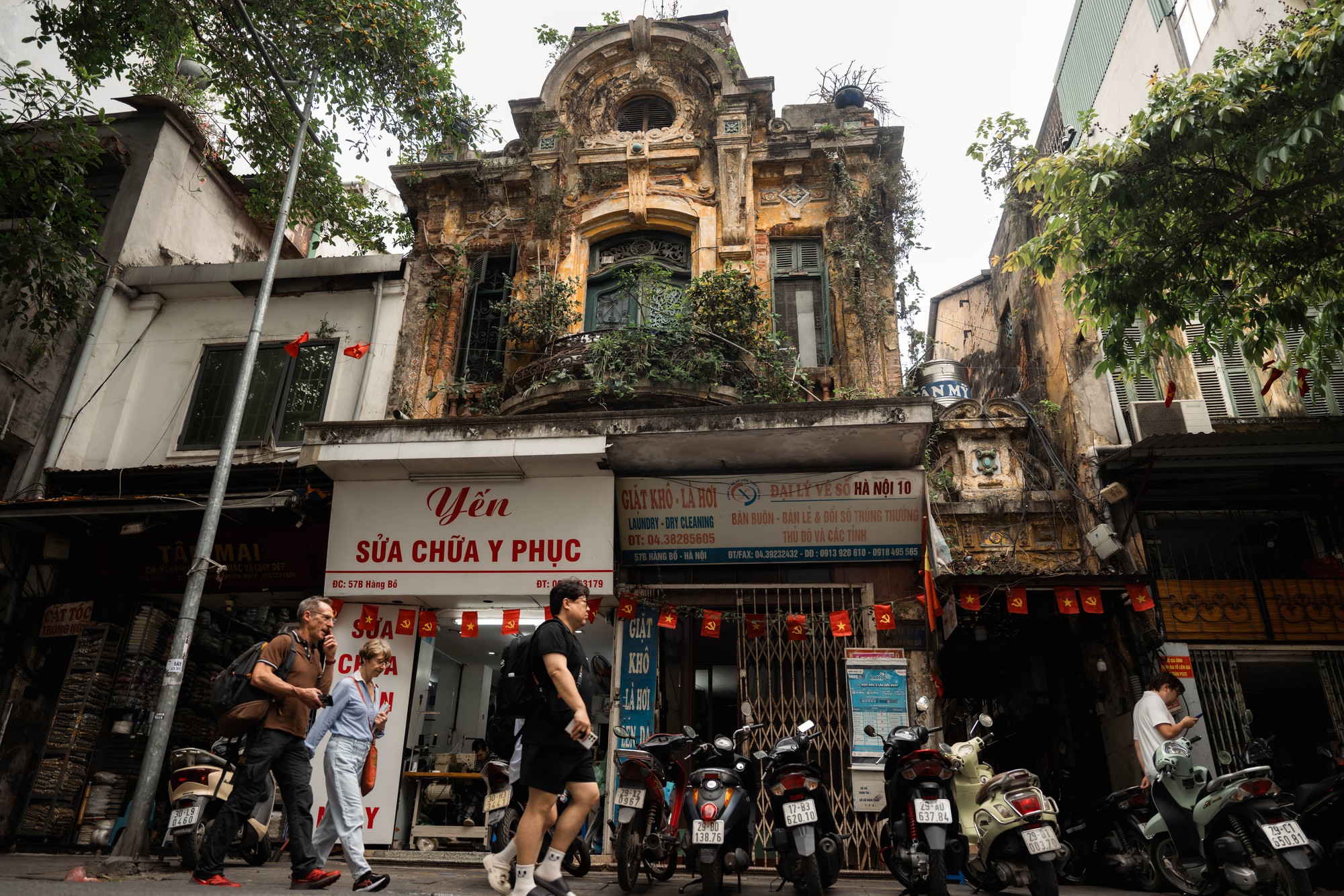 Chuyện chưa kể về căn biệt thự 57B Hàng Bồ giữa lòng Hà Nội: Cuộc sống hiện tại khiến nhiều người ngỡ ngàng - Ảnh 1