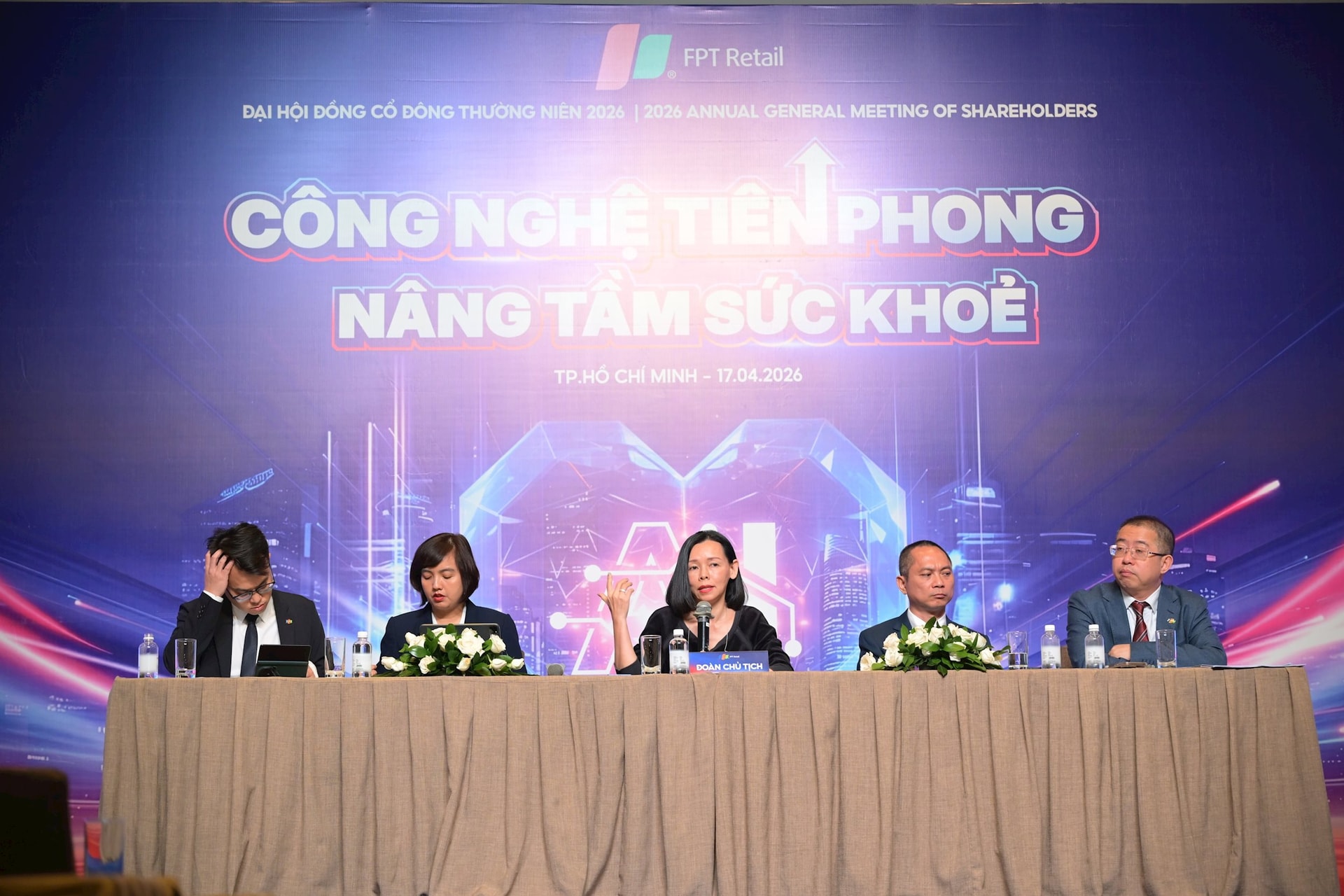 FPT Retail ước lãi quý 1 tăng trưởng 70%, lý giải việc vừa bình ổn giá thuốc, vừa đảm bảo tăng trưởng - Ảnh 2