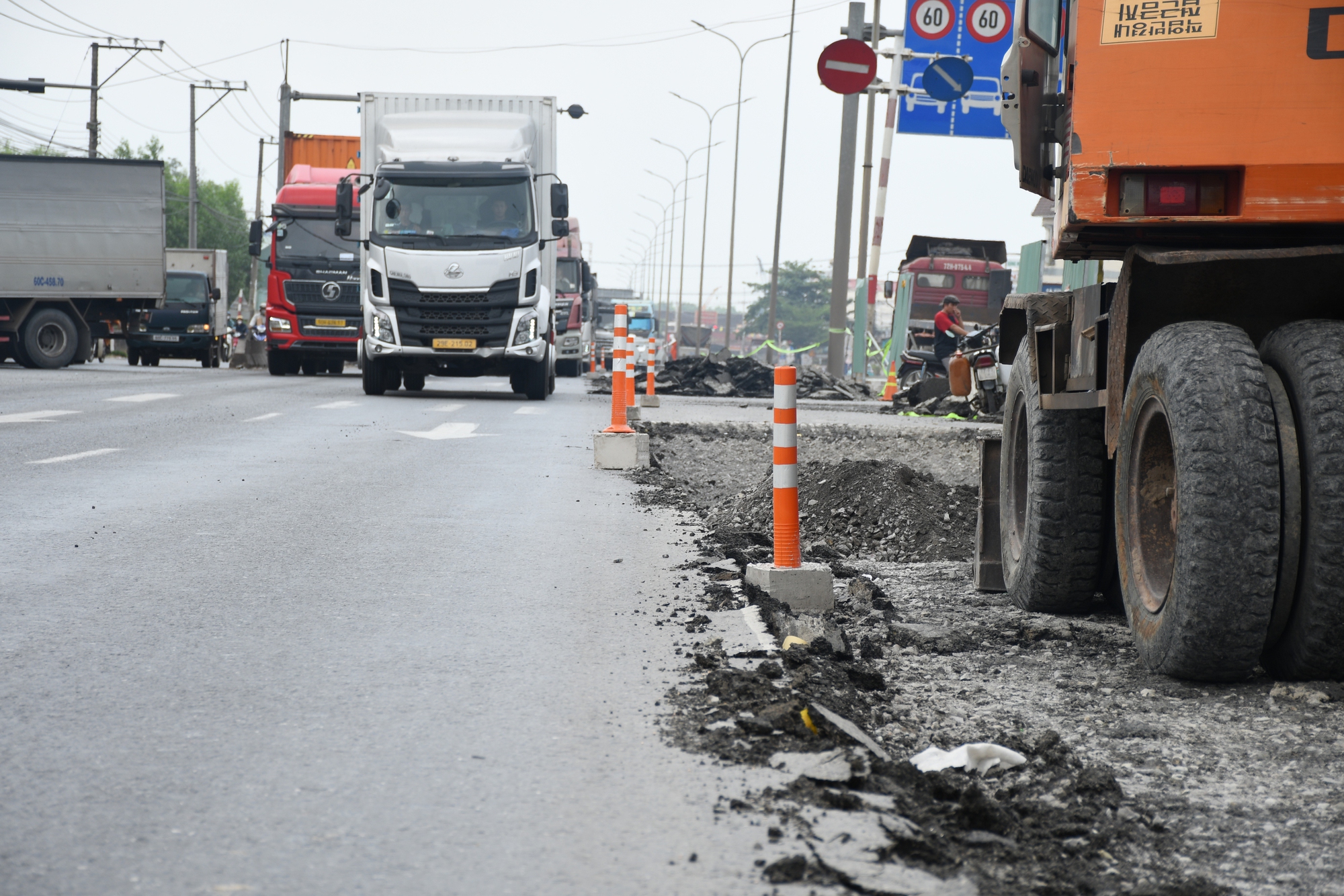 Hình ảnh sửa chữa Quốc lộ 51 xuống cấp nghiêm trọng - Ảnh 8