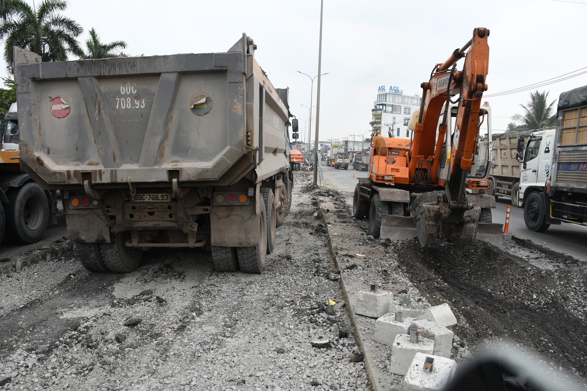 Hình ảnh sửa chữa Quốc lộ 51 xuống cấp nghiêm trọng - Ảnh 11