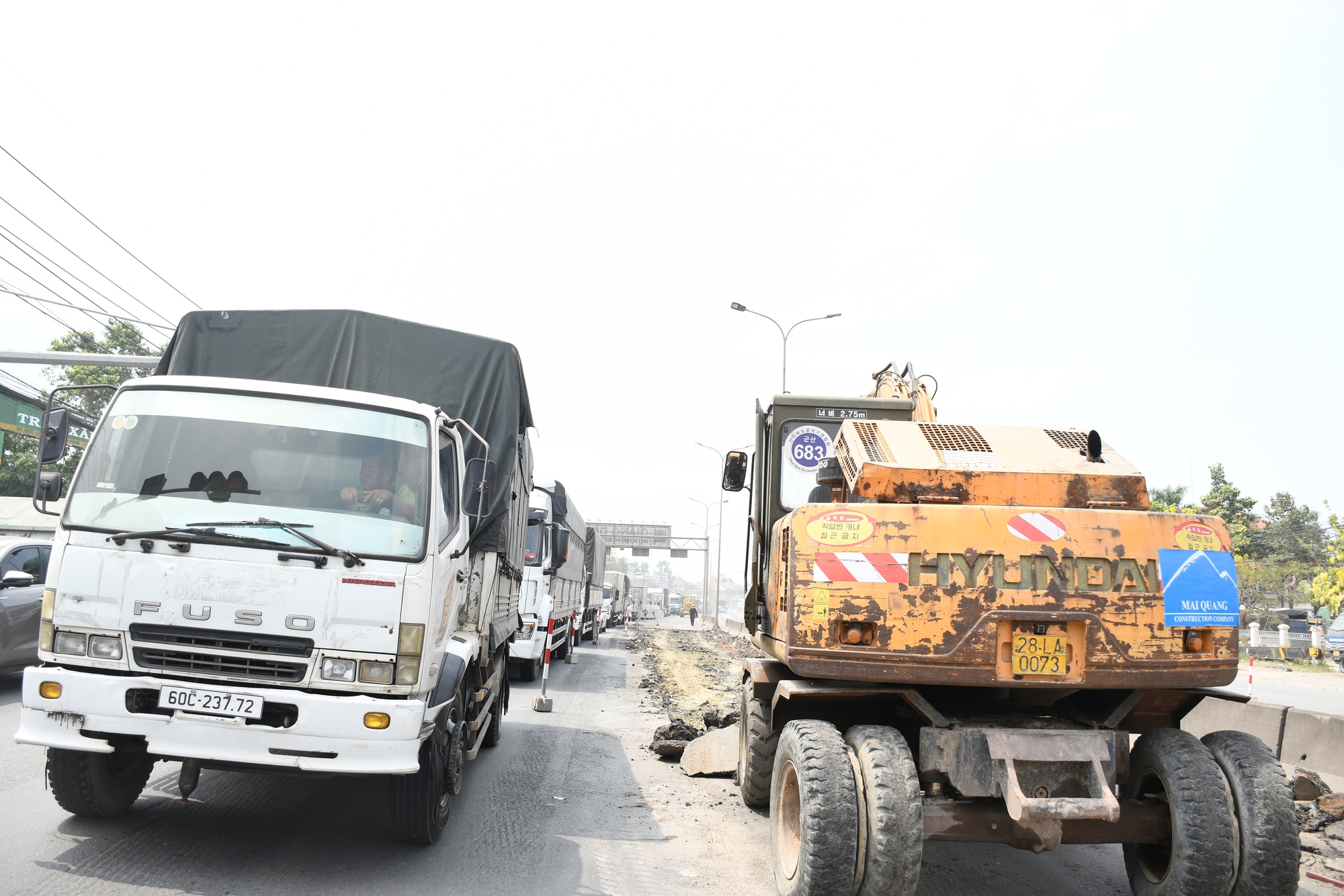 Hình ảnh sửa chữa Quốc lộ 51 xuống cấp nghiêm trọng - Ảnh 16