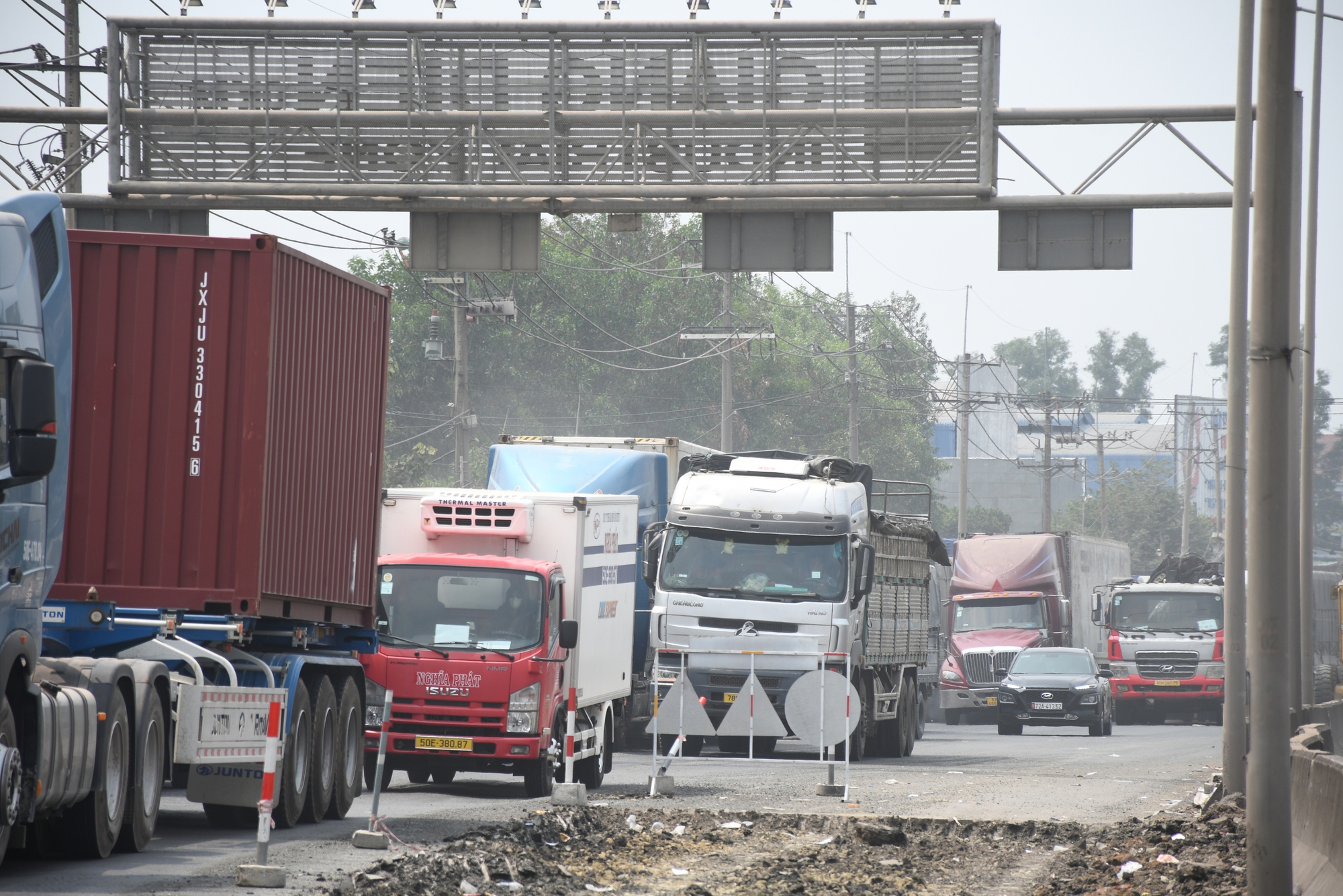 Hình ảnh sửa chữa Quốc lộ 51 xuống cấp nghiêm trọng - Ảnh 20