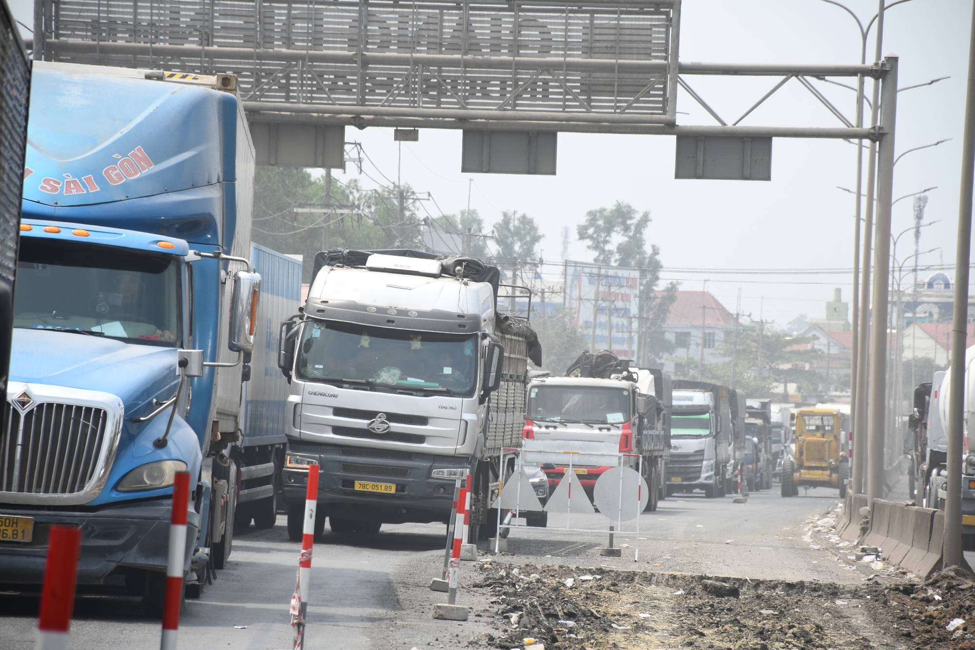 Hình ảnh sửa chữa Quốc lộ 51 xuống cấp nghiêm trọng - Ảnh 21