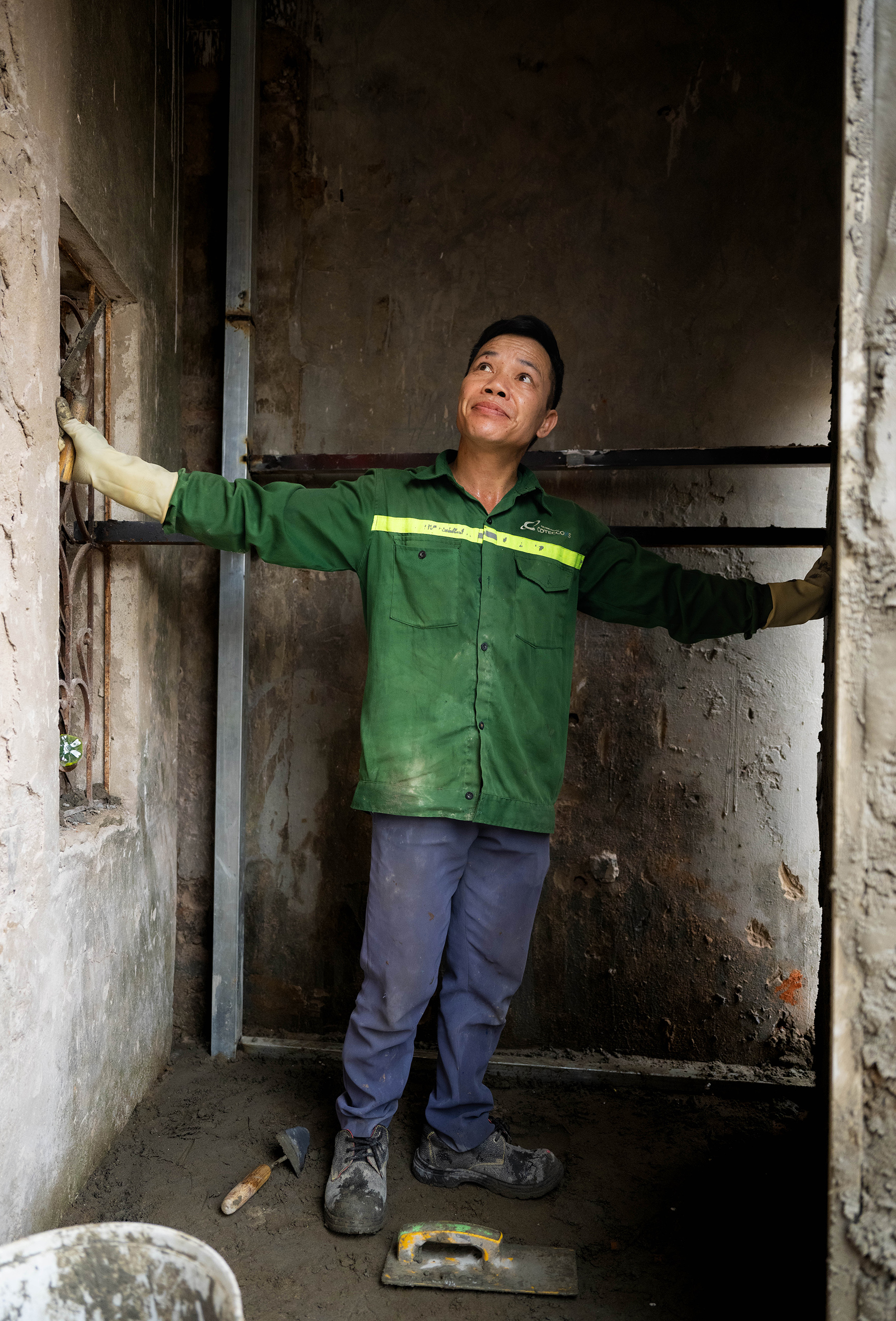 Cận cảnh loạt nhà siêu mỏng, siêu méo trên tuyến đường 500m ở Hà Nội - Ảnh 9