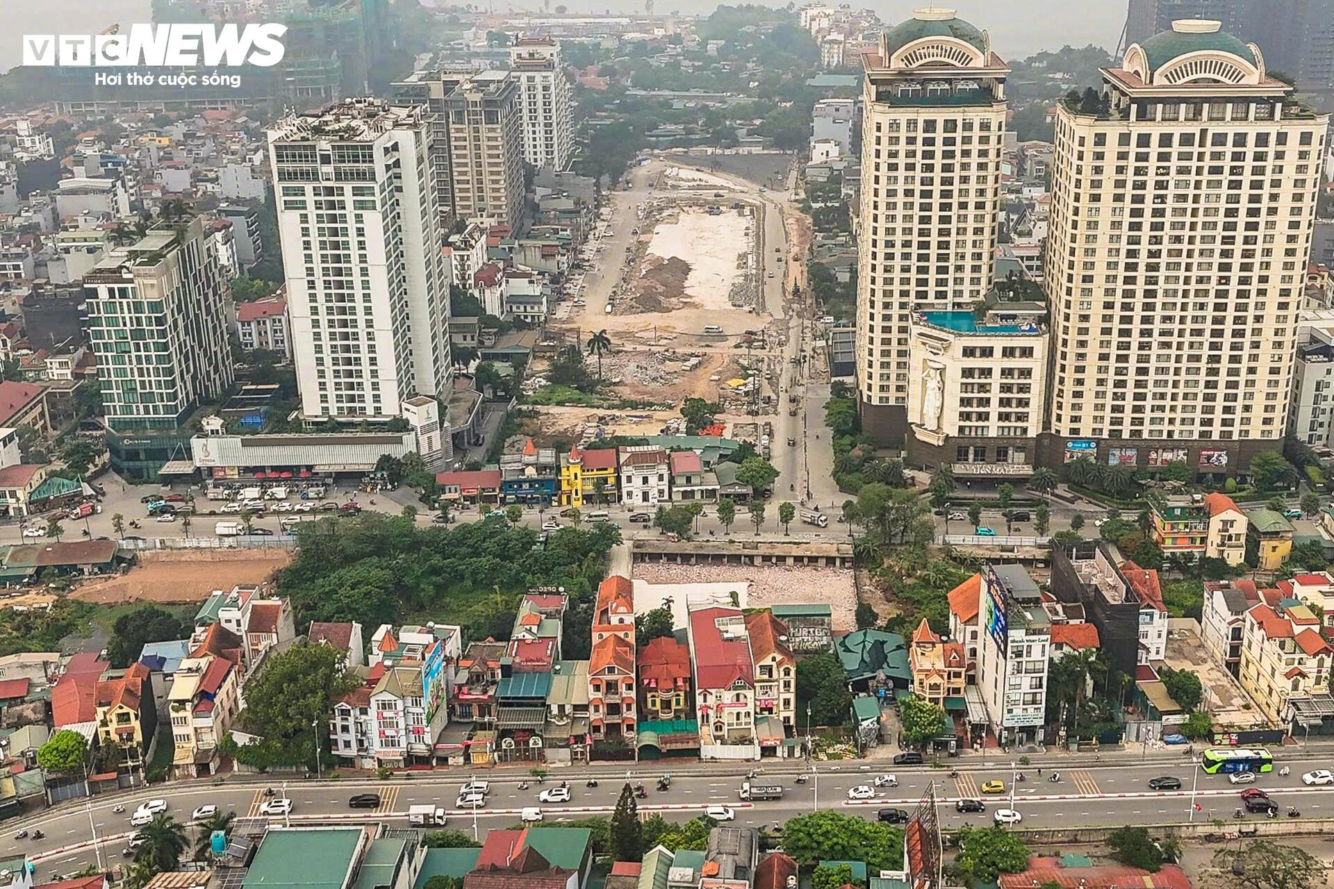 Hiện trạng đoạn đường 100m trị giá hơn 600 tỷ đồng vừa khởi công ở Hà Nội - Ảnh 1