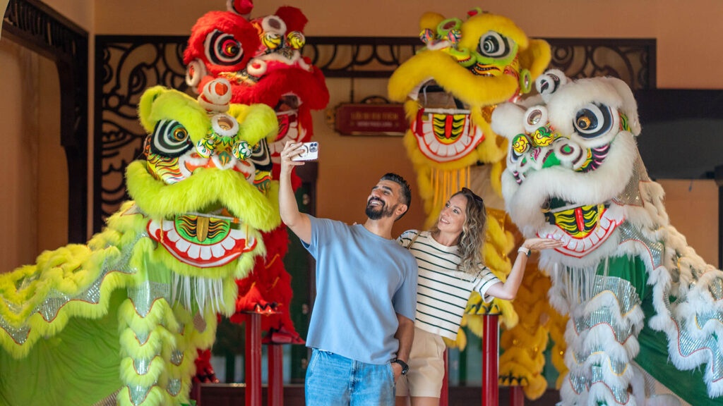 NCB tiên phong cung cấp giải pháp thanh toán qua mã QR dành cho khách quốc tế - Ảnh 1