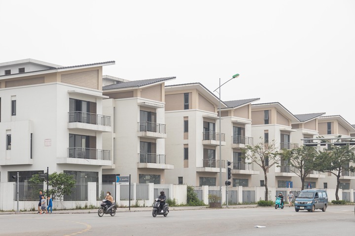 Vì sao thanh khoản nhà thấp tầng giảm mạnh? - Ảnh 1