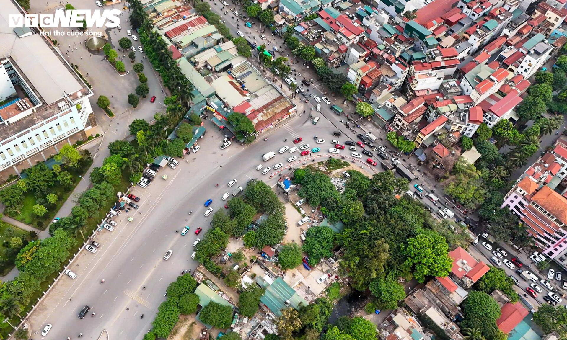 Nút giao 785 tỷ đồng dang dở gần 10 năm, hẹn hoàn thành cuối năm nay - Ảnh 15