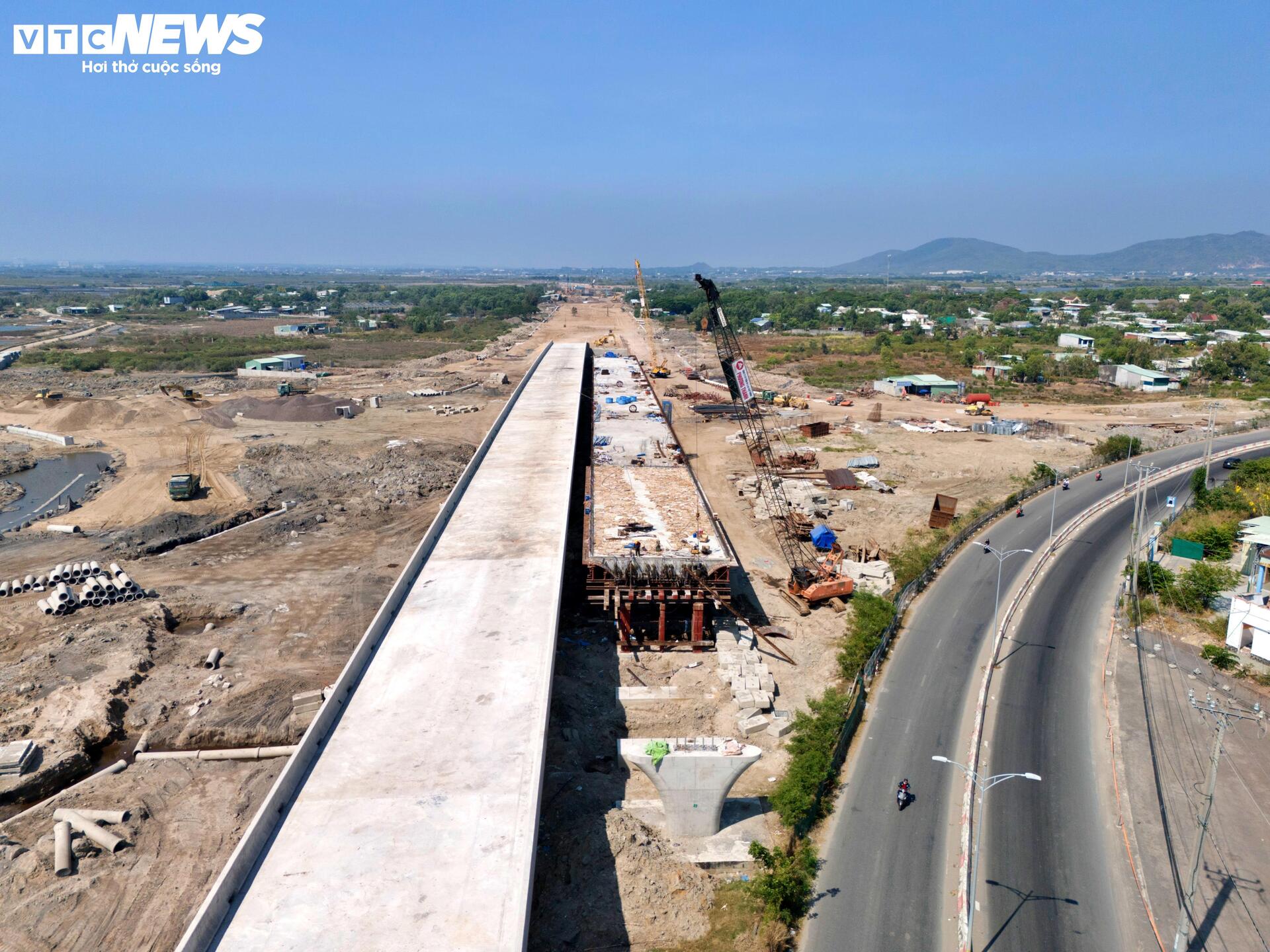 Đường ven biển TP.HCM nối Lâm Đồng tăng tốc về đích - Ảnh 4