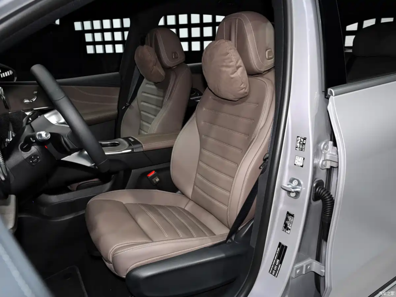 Mercedes-Benz GLC EV có bản đặc biệt dành riêng cho Trung Quốc, tầm vận hành hơn 700 km - Ảnh 5