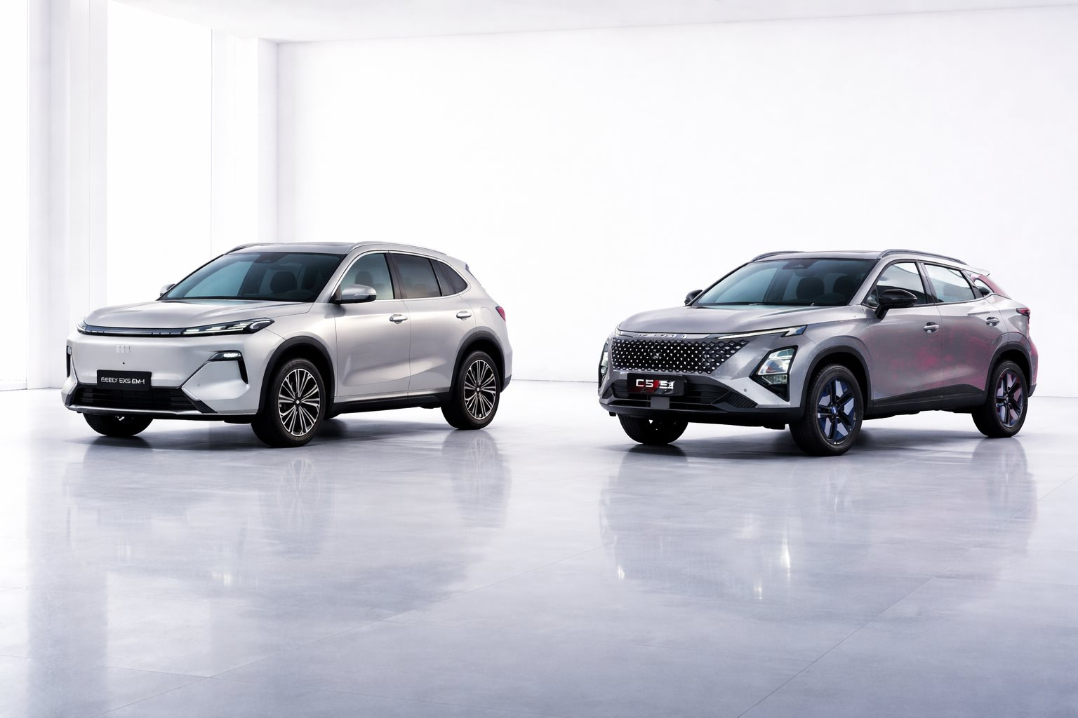 Xe hybrid ở Việt Nam từ giá 'hết hồn' thành cạnh tranh 'hết ga hết số' - điều gì xảy ra? - Ảnh 1