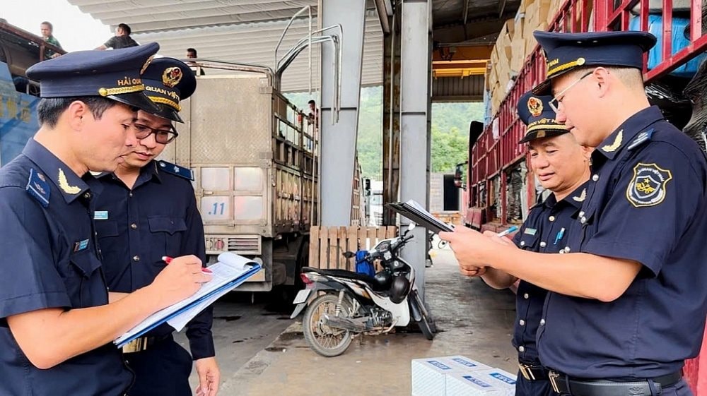 Doanh nghiệp cần chú ý: Tạm dừng tiếp nhận tờ khai hải quan trong 2 đợt - Ảnh 1