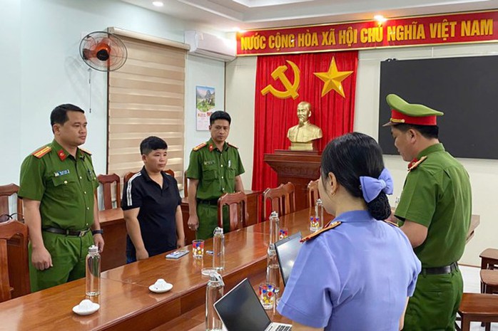 Bắt 2 cựu nhân viên tham ô gần 270 triệu đồng của doanh nghiệp ở Gia Lai - Ảnh 1