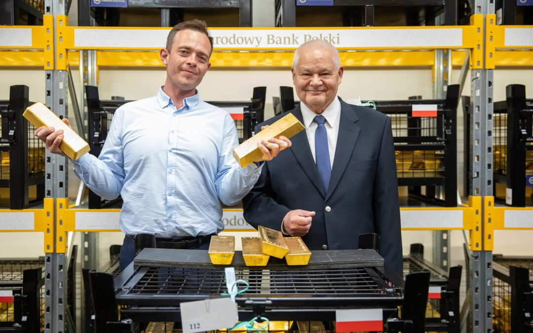 Tổng thống lẫn thống đốc NHTW muốn bán một phần trong số 550 tấn vàng dự trữ để mua vũ khí, bộ trưởng tài chính một nước châu Âu nói thẳng: Đi vay EU còn hơn - Ảnh 1