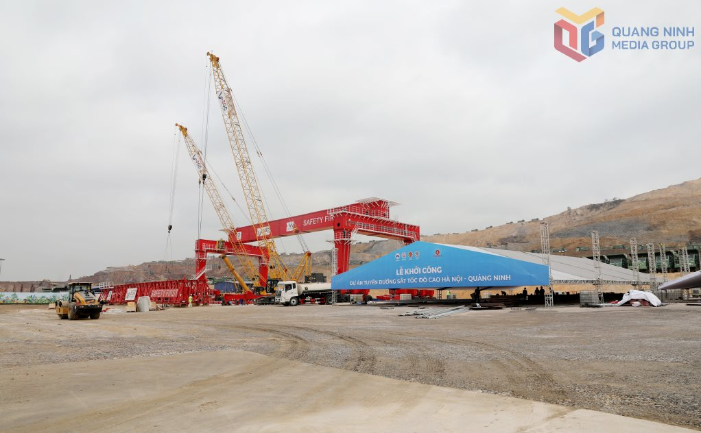 Hôm nay (12/4), Vinspeed của tỷ phú Phạm Nhật Vượng sẽ khởi công siêu dự án đường sắt tốc độ cao hơn 5,6 tỷ USD, đi qua 4 tỉnh thành - Ảnh 1