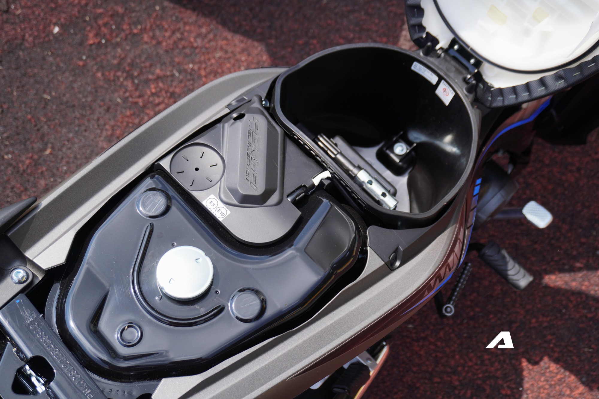 Honda Dash 125 2026 mở bán tại Việt Nam: Xe số giá hơn SH 125i, có phanh đĩa sau như xe thể thao - Ảnh 11