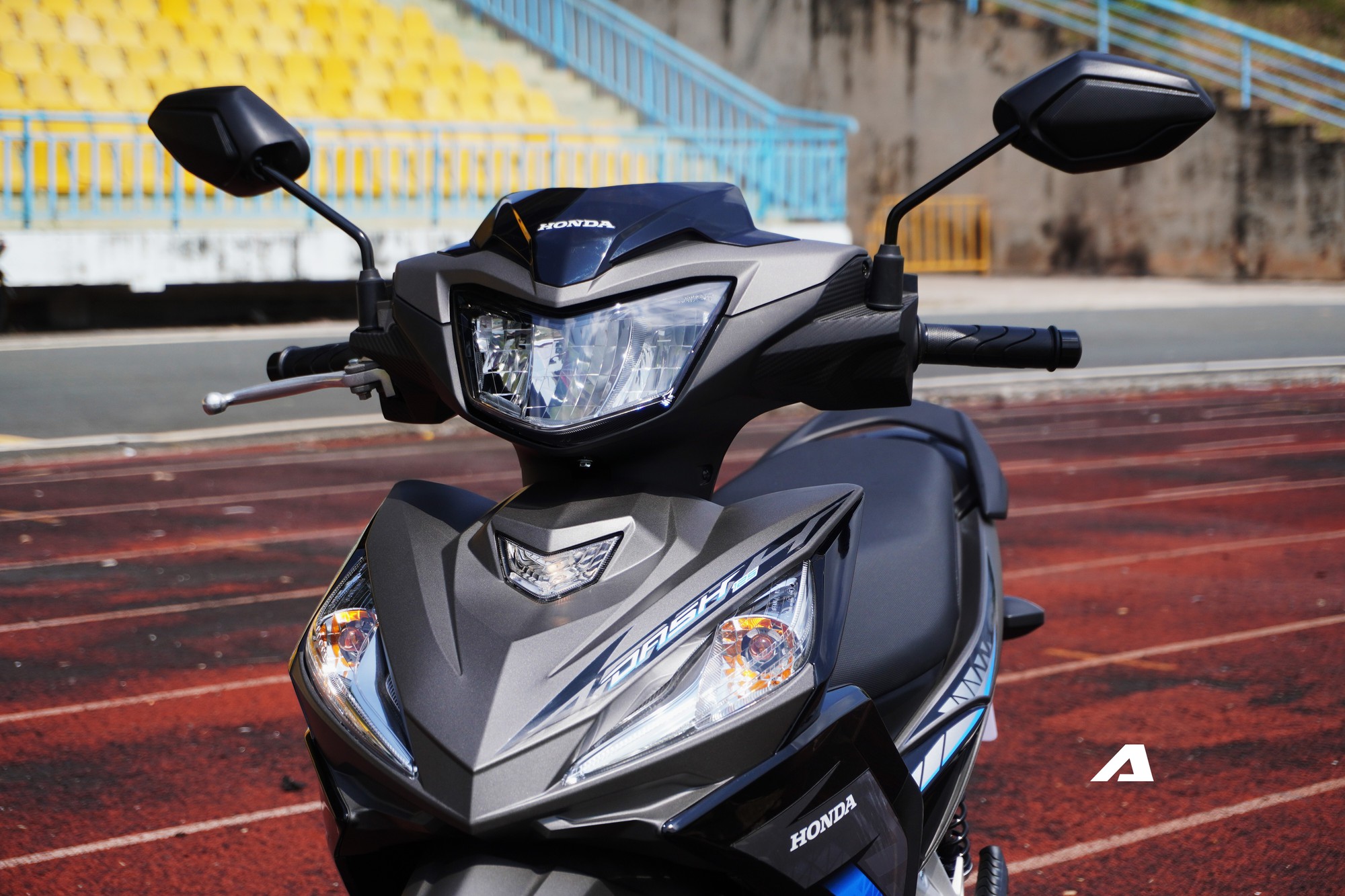 Honda Dash 125 2026 mở bán tại Việt Nam: Xe số giá hơn SH 125i, có phanh đĩa sau như xe thể thao - Ảnh 6