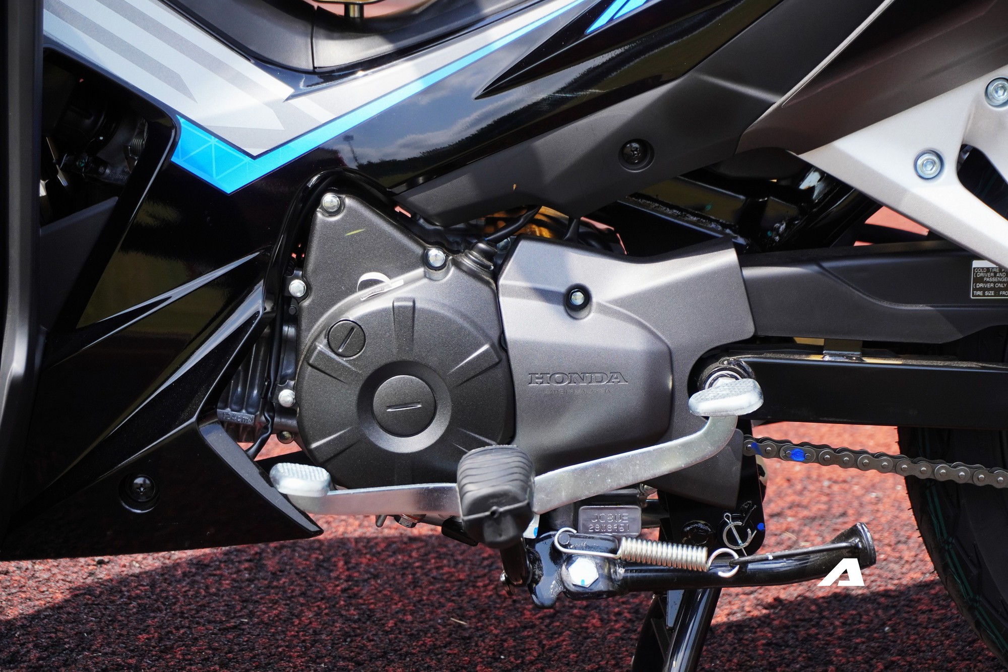 Honda Dash 125 2026 mở bán tại Việt Nam: Xe số giá hơn SH 125i, có phanh đĩa sau như xe thể thao - Ảnh 8