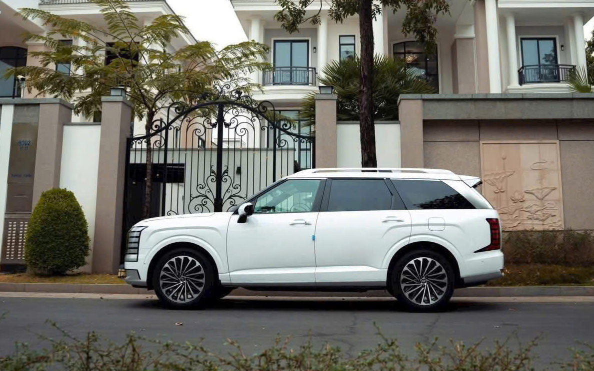 Đại lý báo Hyundai Palisade giá tạm tính từ hơn 1,7 tỷ đồng tại Việt Nam: 3 phiên bản, tùy chọn máy xăng turbo, hybrid mạnh hơn Santa Fe - Ảnh 7