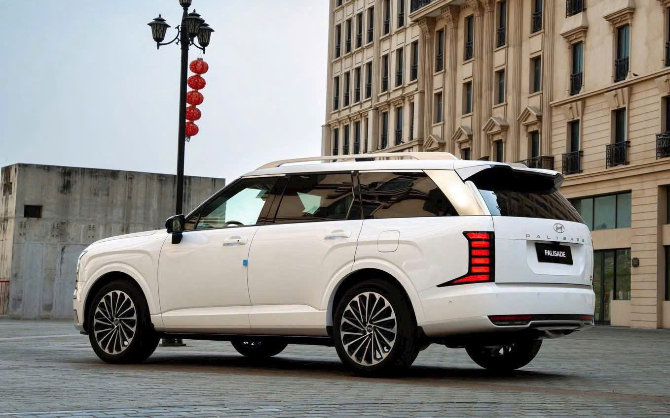 Đại lý báo Hyundai Palisade giá tạm tính từ hơn 1,7 tỷ đồng tại Việt Nam: 3 phiên bản, tùy chọn máy xăng turbo, hybrid mạnh hơn Santa Fe - Ảnh 4