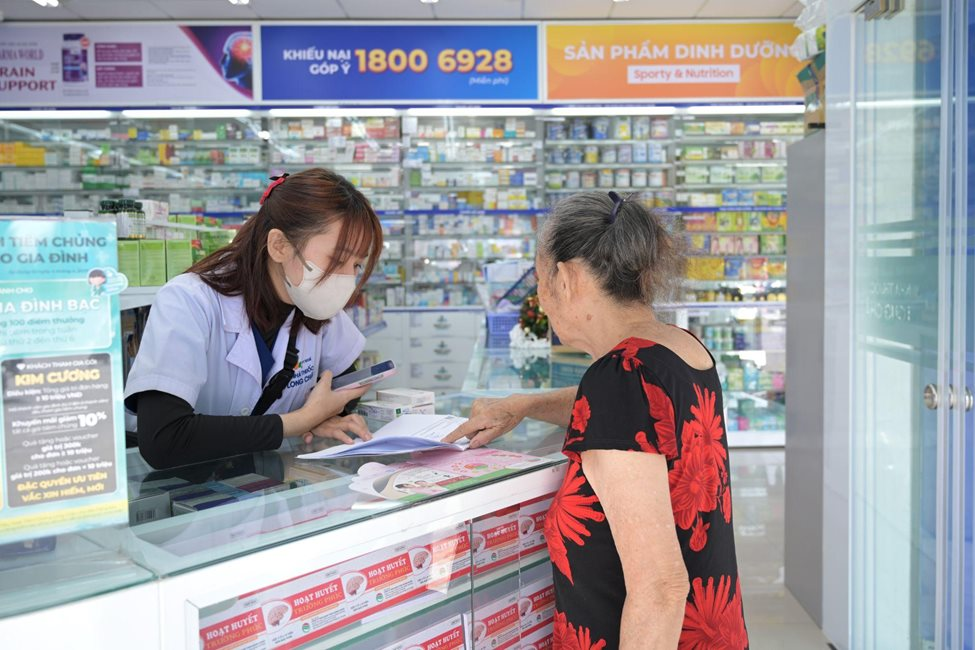 FPT Retail báo lãi quý 1/2026 tăng 73% - Ảnh 1