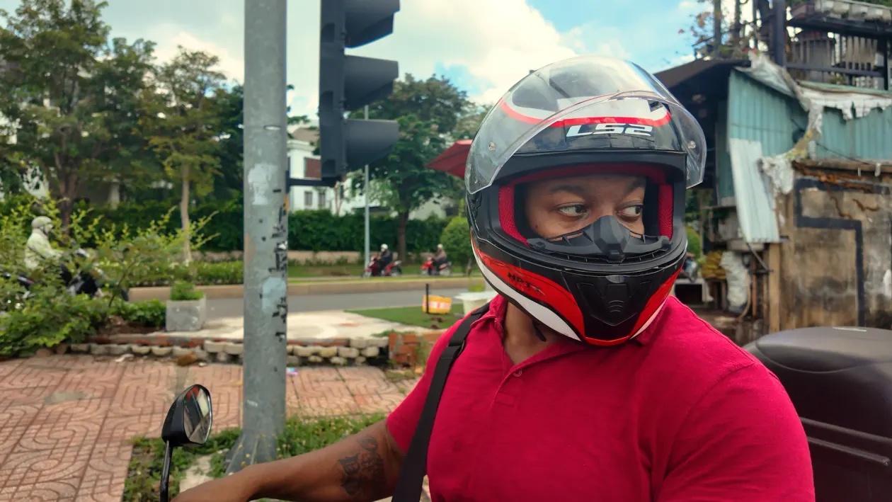 Cựu quân nhân Mỹ quyết định đến Việt Nam sống vì 1 điều trái ngược hoàn toàn với cuộc sống ở Mỹ - Ảnh 3