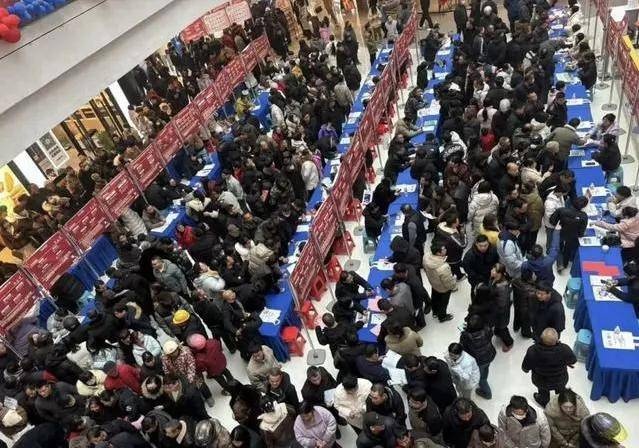 Hơn 410.000 giáo viên mầm non Trung Quốc đang bị "âm thầm đào thải" - Ảnh 3