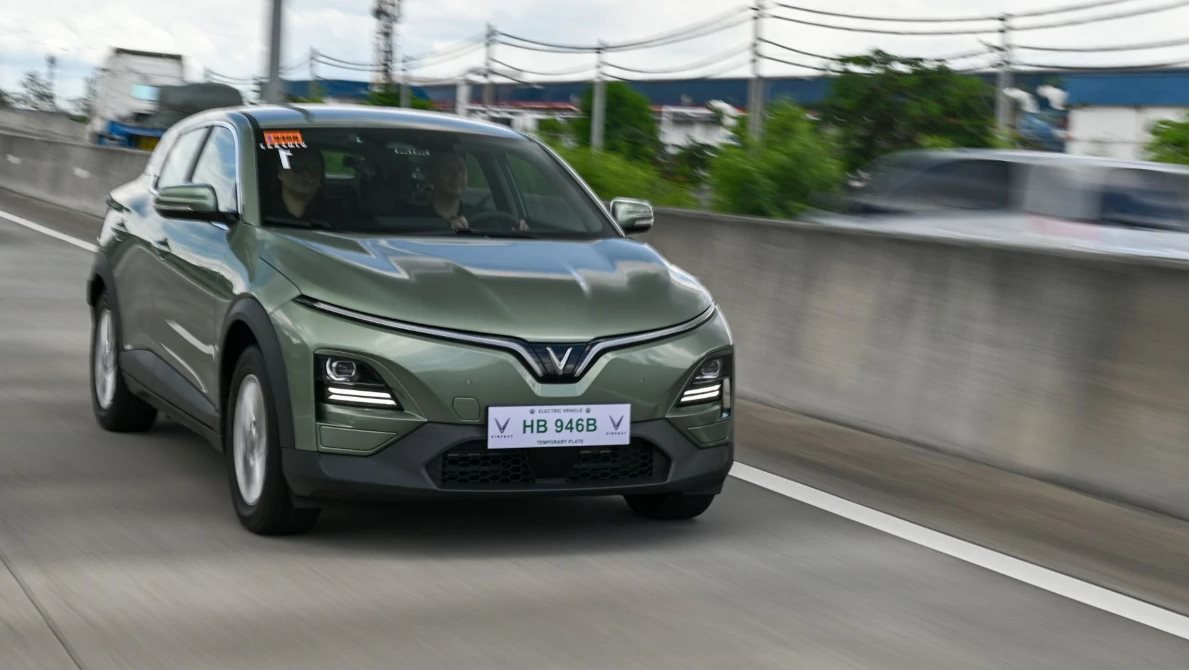 Tỷ phú Phạm Nhật Vượng đón tin vui: VinFast dẫn đầu thị trường xe thuần điện ở Philippines, vượt xa Tesla của Elon Musk - Ảnh 1