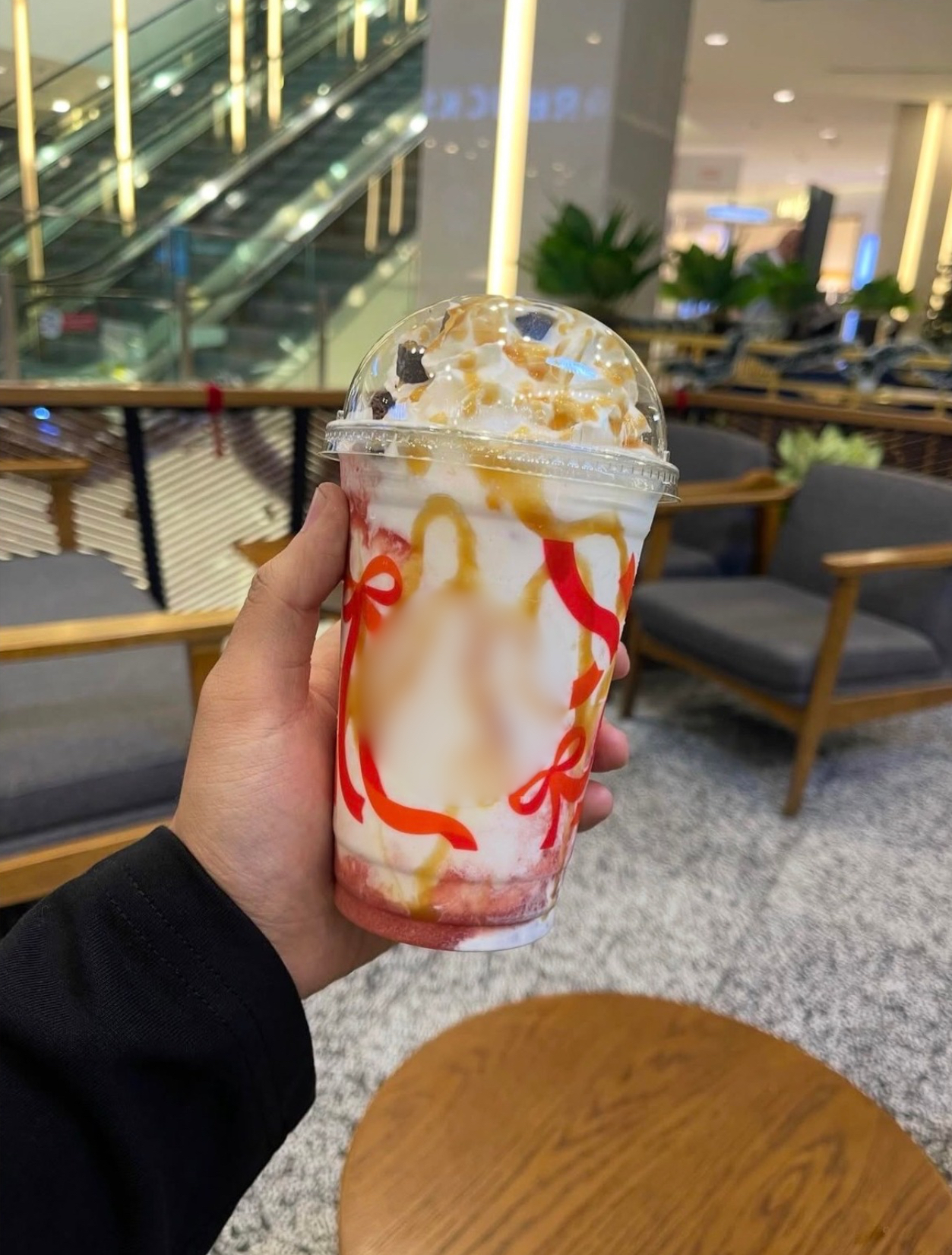 Tranh cãi menu chuỗi đồ uống nổi tiếng không dùng tiếng Việt, đi uống nước vẫn phải  “làm bài kiểm tra ngoại ngữ”? - Ảnh 6