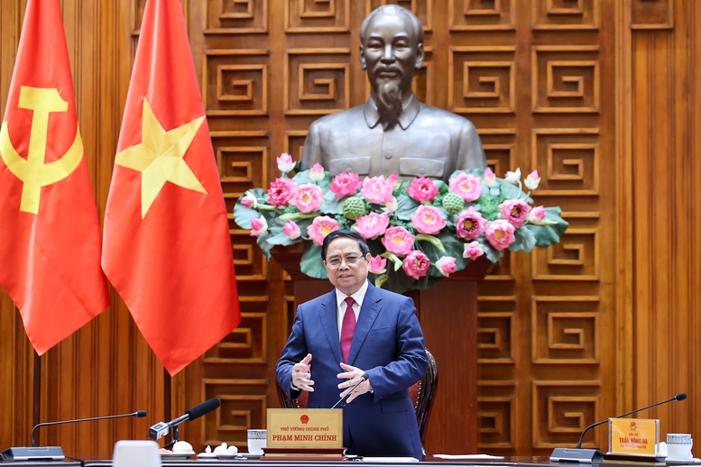 Thủ tướng: Xây dựng ngay kho dầu thô tại Nghi Sơn và tính toán các địa điểm khác - Ảnh 3