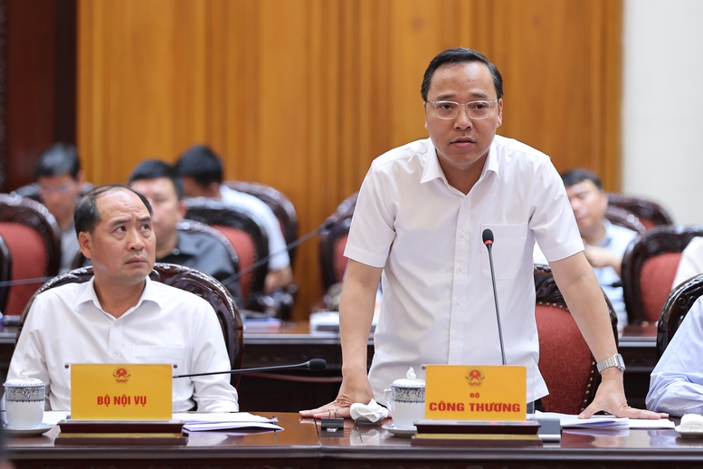 Thủ tướng: Phát triển Trung tâm Lọc hóa dầu và năng lượng quốc gia tại Dung Quất - Ảnh 4