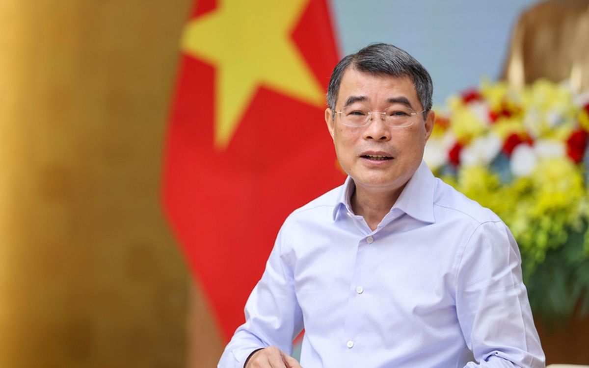 Thủ tướng Lê Minh Hưng: Càng trong bối cảnh khó khăn, các bộ, ngành, địa phương bắt buộc phải tiết kiệm khi mua sắm, tổ chức hội nghị, hội thảo, đi lại…