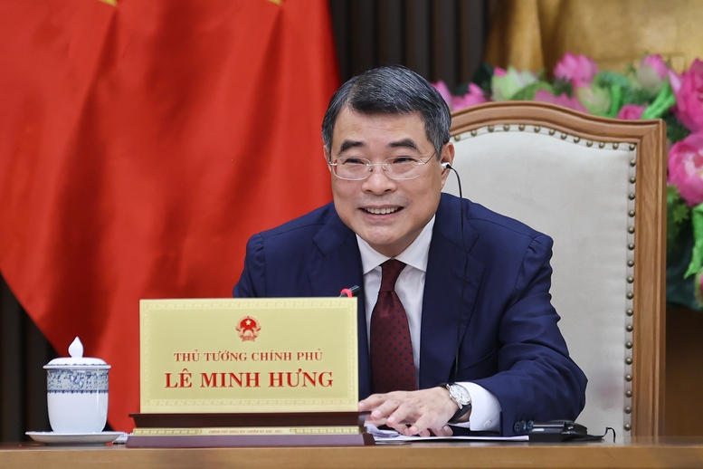 Thủ tướng Lê Minh Hưng điện đàm với Thủ tướng Singapore Lawrence Wong - Ảnh 1