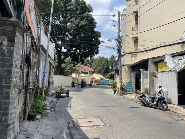 Vụ cháy nhà trọ ở TPHCM: Thời điểm cháy, có hơn 10 người trong nhà - Ảnh 2