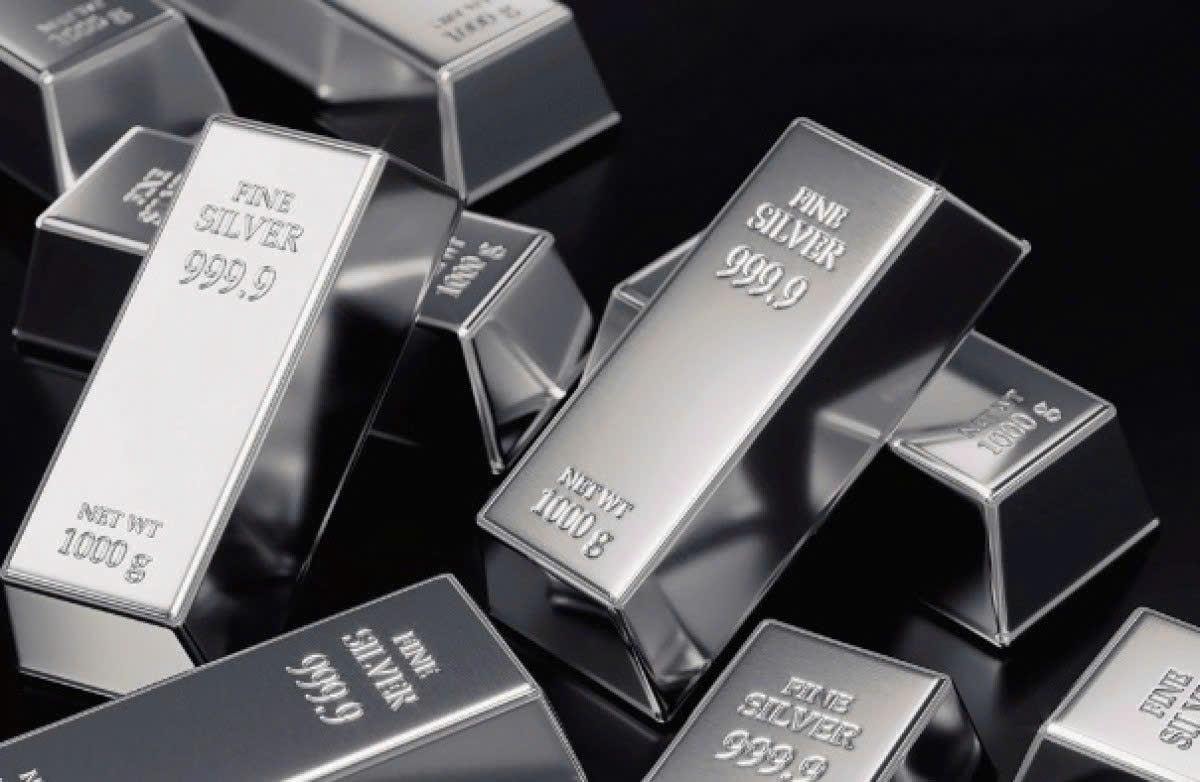 Tăng 140% trong 1 năm qua, nhà đầu tư lâu dài hưởng lợi lớn: Kim loại anh em của vàng vươn lên, khẳng định tiềm năng tích trữ dài hạn - Ảnh 1