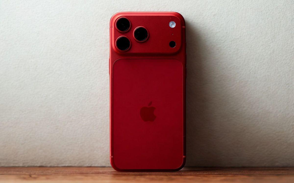 Hé lộ giá bán của iPhone 18 Pro Max - Ảnh 1