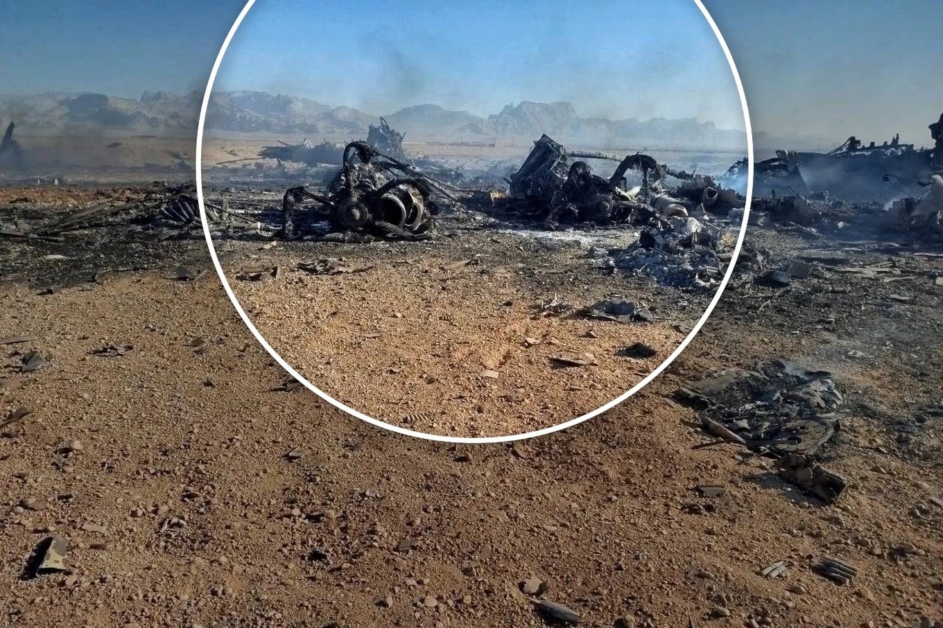 NYT: Mỹ tự cho nổ máy bay để cứu phi công! 36 giờ nghẹt thở và hành động táo bạo phút chót giữa "bão đạn" - Ảnh 3