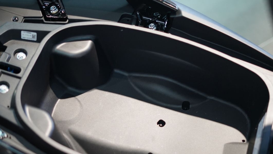 Chưa đến 50 triệu đã có thể mua được xe tay ga sở hữu loạt công nghệ khủng và ngoại hình y hệt Yamaha XMAX - Ảnh 8