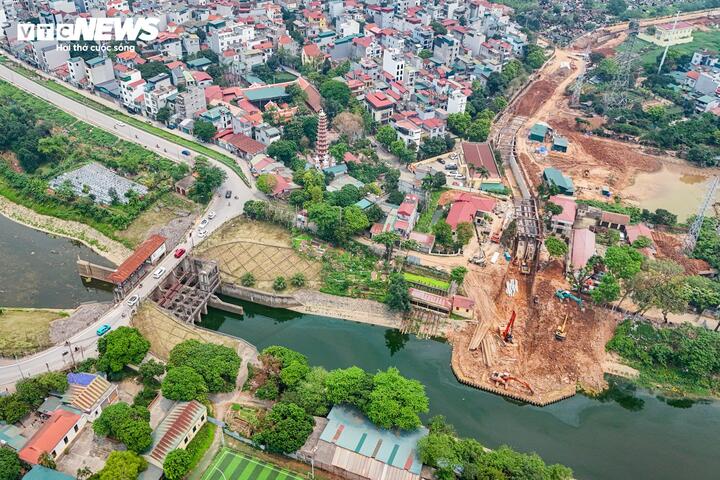 Hà Nội tăng tốc thi công kênh 920 tỷ đồng dẫn nước 'hồi sinh' sông Tô Lịch - Ảnh 2