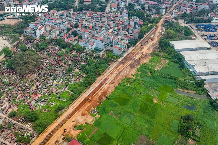 Hà Nội tăng tốc thi công kênh 920 tỷ đồng dẫn nước 'hồi sinh' sông Tô Lịch - Ảnh 9