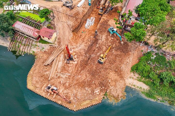 Hà Nội tăng tốc thi công kênh 920 tỷ đồng dẫn nước 'hồi sinh' sông Tô Lịch - Ảnh 8