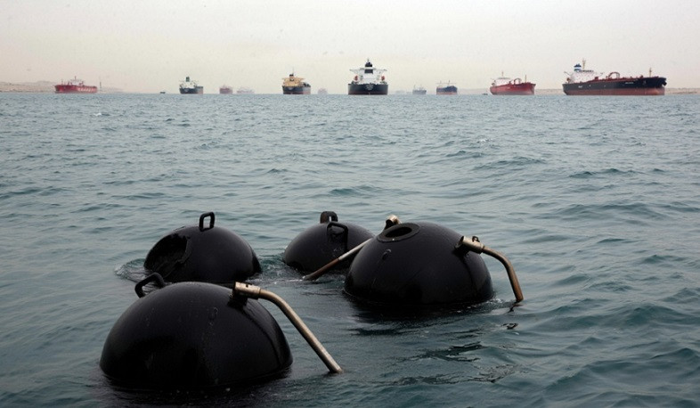 Ông Trump: Iran đang gỡ toàn bộ thủy lôi tại Hormuz 'dưới sự hỗ trợ của Mỹ' - Ảnh 1