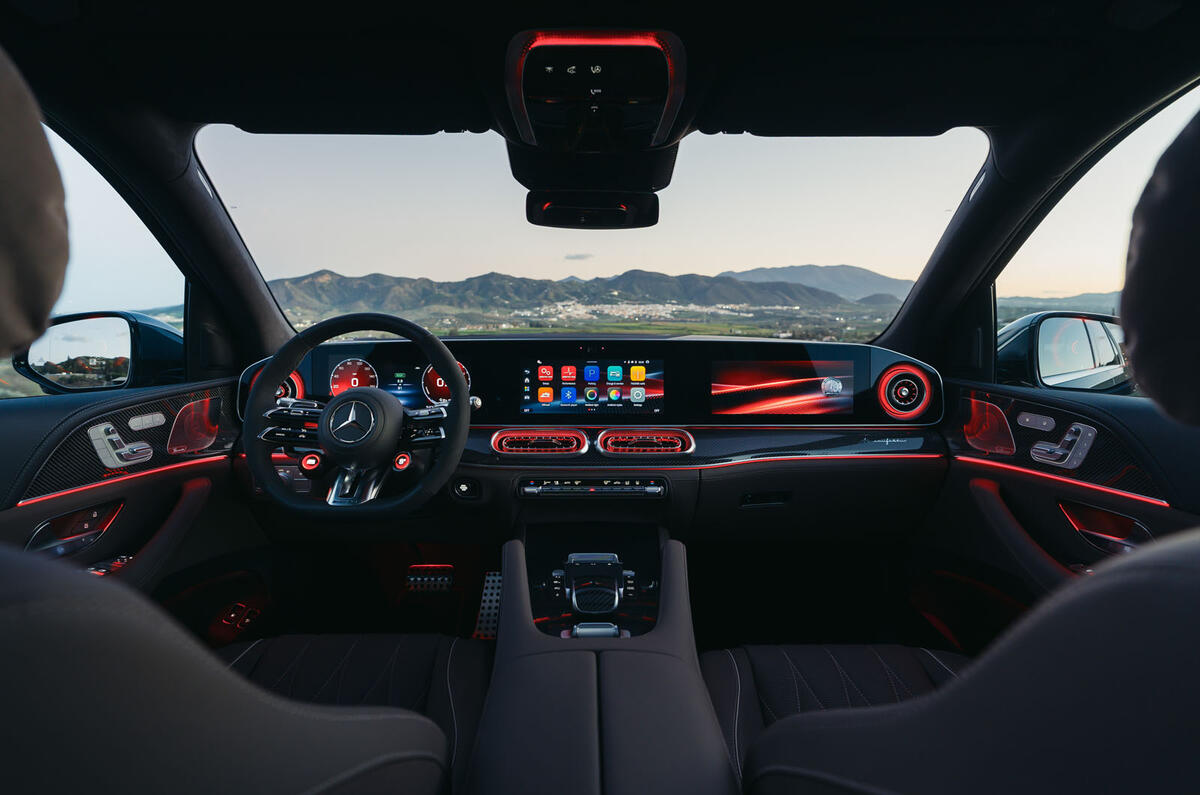 Mercedes-Benz GLE 2026 ra mắt: 'Tiểu' EQS với màn hình Superscreen khổng lồ, loại bỏ động cơ 4 xy-lanh, quyết đấu BMW X5 - Ảnh 2