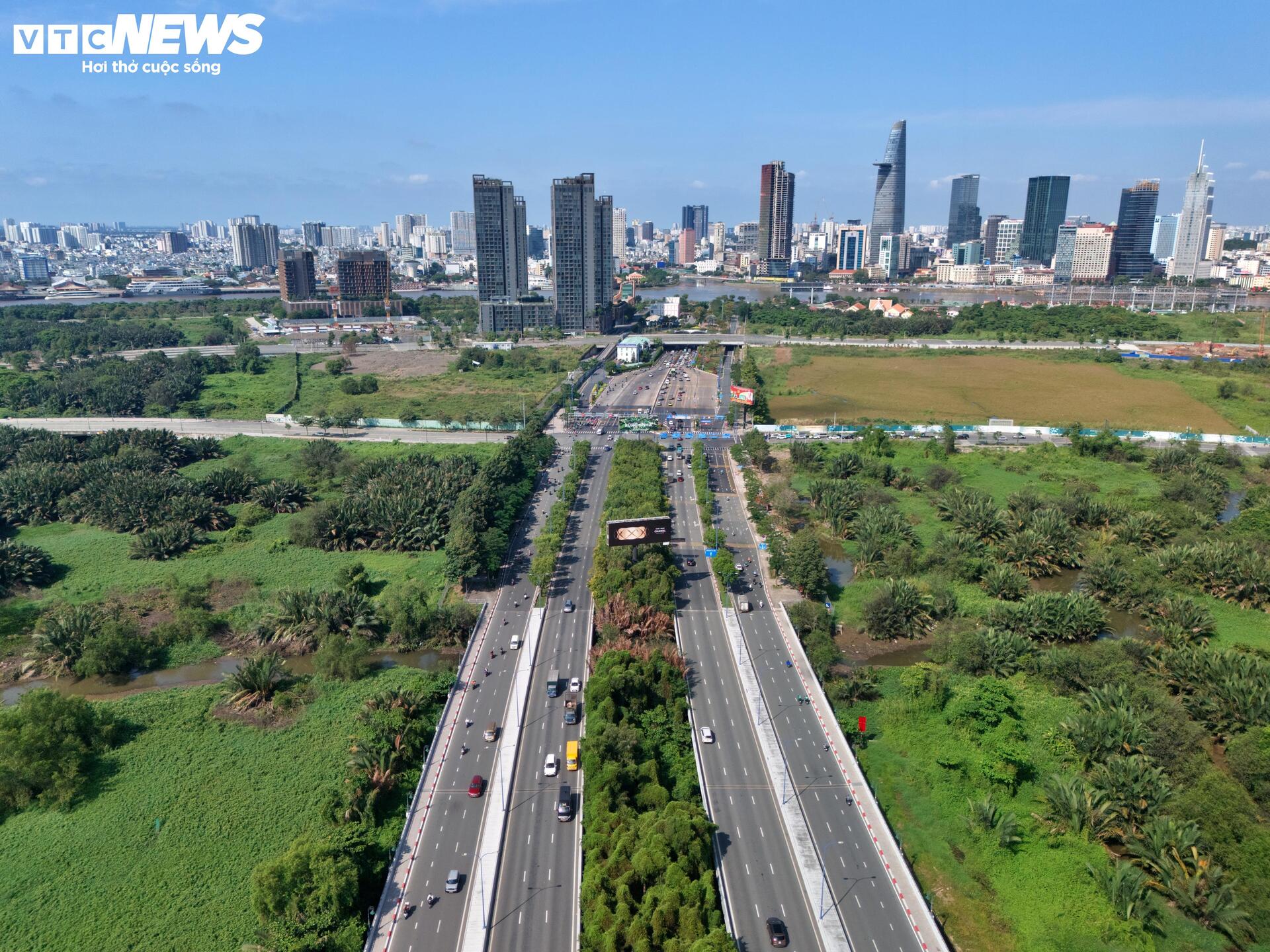 Cận cảnh vị trí sẽ xây dựng 2 tuyến Metro ngầm xuyên sông Sài Gòn - Ảnh 11