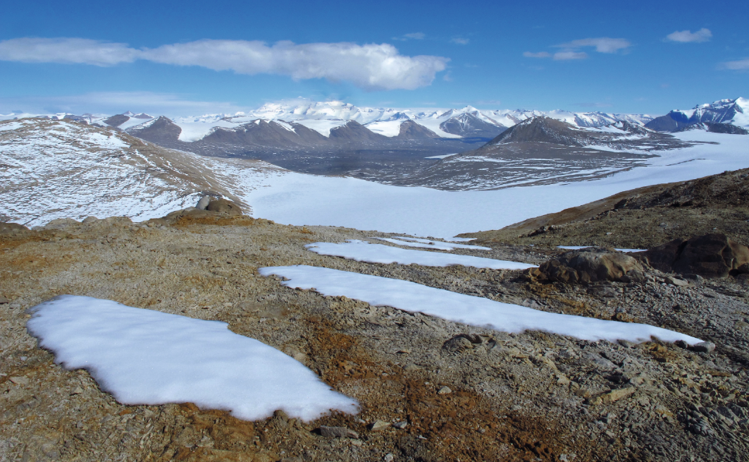 Nam Cực băng tan khiến hơn 120.000 km² đất giàu vàng bạc dần lộ diện: Cuộc đua tài nguyên không còn xa - Ảnh 1