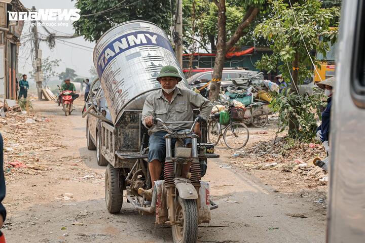 Hà Nội xây 'siêu cầu' hơn 20.000 tỷ đồng, người dân gấp rút dỡ nhà trả mặt bằng - Ảnh 6