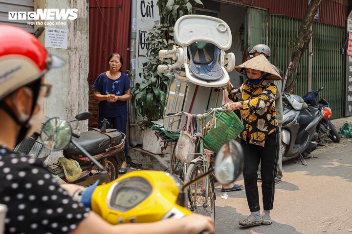 Hà Nội xây 'siêu cầu' hơn 20.000 tỷ đồng, người dân gấp rút dỡ nhà trả mặt bằng - Ảnh 5