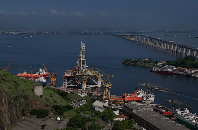 Không chỉ Nga hay Iran, Trung Quốc cũng đang mua dầu ồ ạt từ một quốc gia khác, chốt đơn 1,6 triệu thùng mỗi ngày khi nguồn cung từ Trung Đông vẫn gián đoạn - Ảnh 1