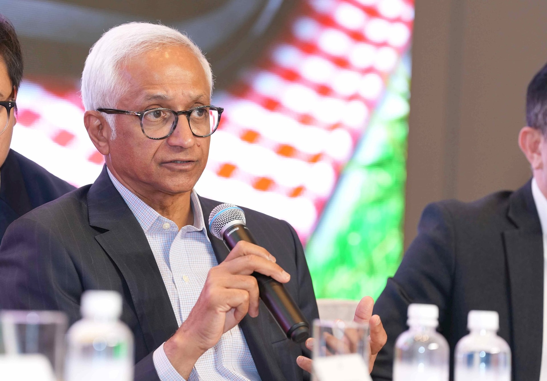 Chủ tịch Trương Sỹ Bá tham vọng xây 20.000 điểm bán thịt mát, lợi nhuận Q1 của BAF tăng 49% - Ảnh 2