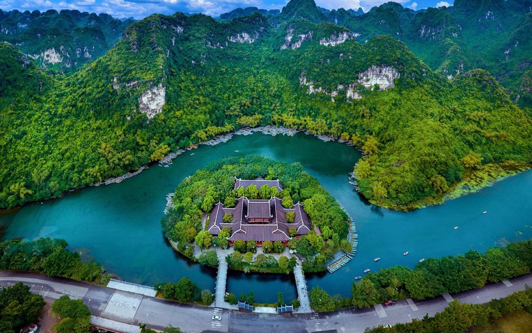 Tỉnh duy nhất Việt Nam sở hữu di sản kép đón "ông lớn" 5 sao, ngay sau khi lập kỷ lục doanh thu 10.000 tỷ - Ảnh 1